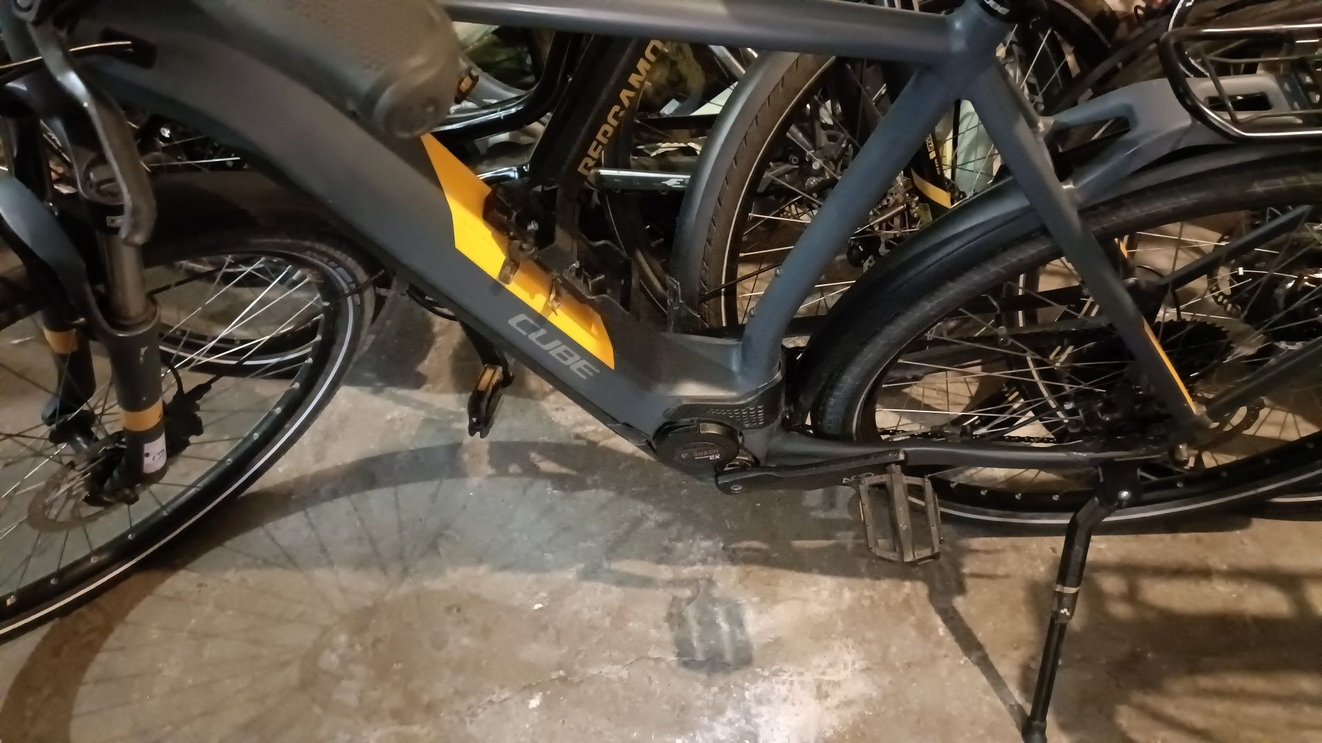 Inchiriez biciclete electrice/ scootere electrice sau termice