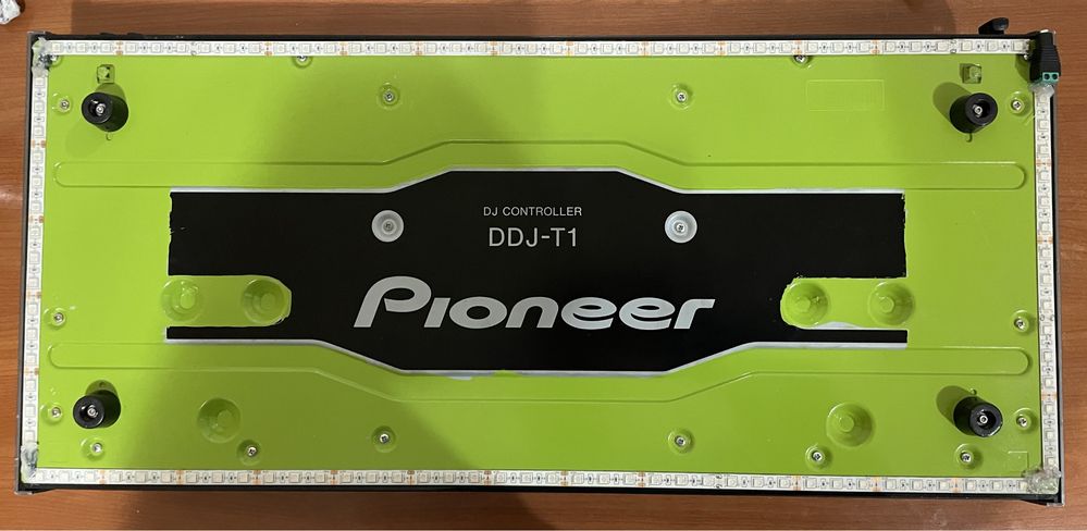 Pioneer DDJ T1 dedicat Traktor