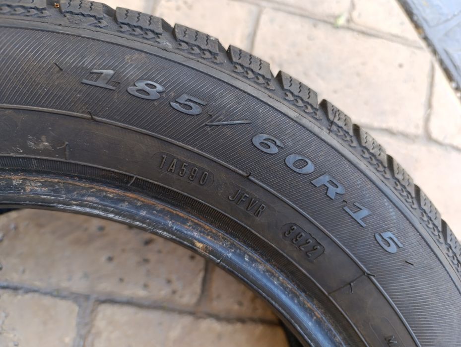 Зимни гуми Debica 185/60/15 dot 3922