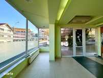 Spatiu comercial cu vitrina, 98 mp, preluare chiriasi, zona Grand Hote