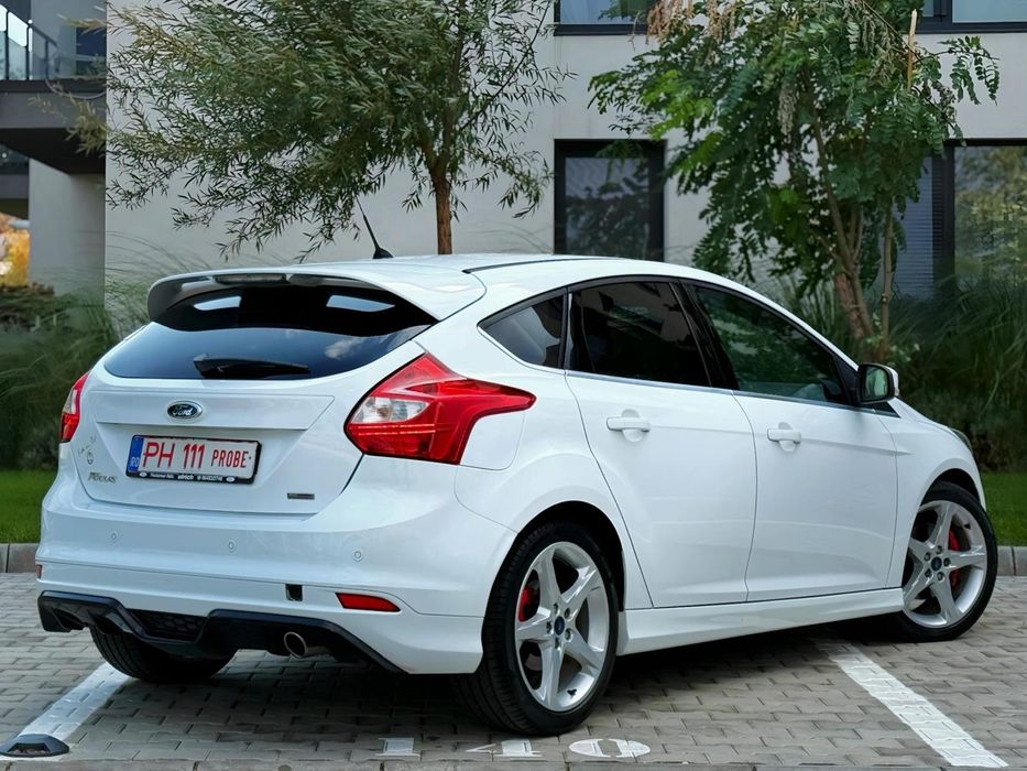 Ford Focus 3 Rate  ST-Line 151.000 KM/Bi-Xenon/SONY/Clima/Line-Assist