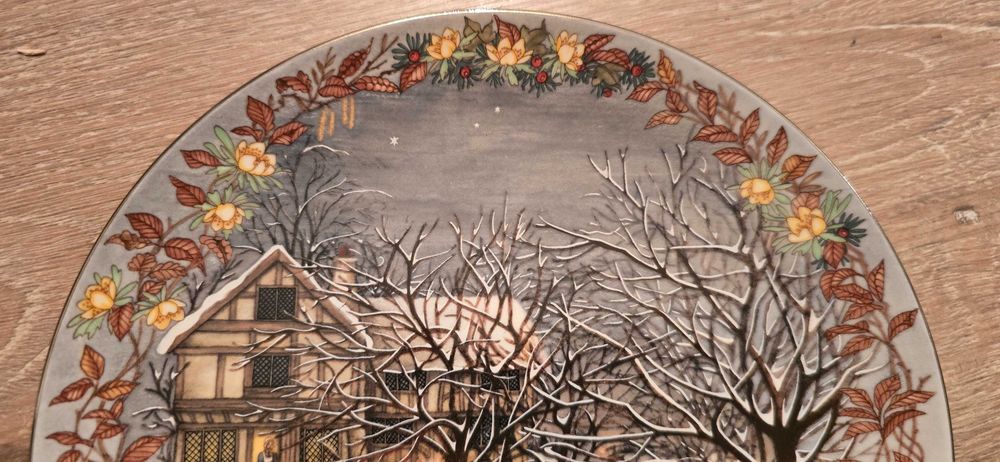 Wedgewood– Голяма Коледна чиния, "Дванадесета нощ"