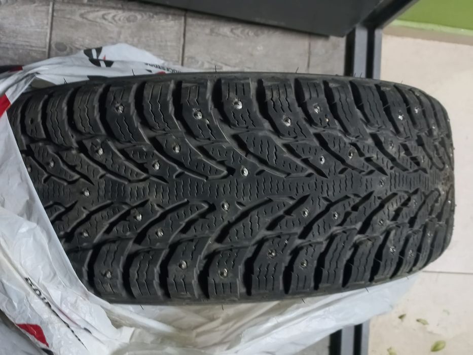 Продам Шины. В отличном состояннии.