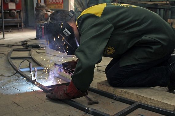 Сварщик навес ферма кантинер карита варота завор калитка мангал перила