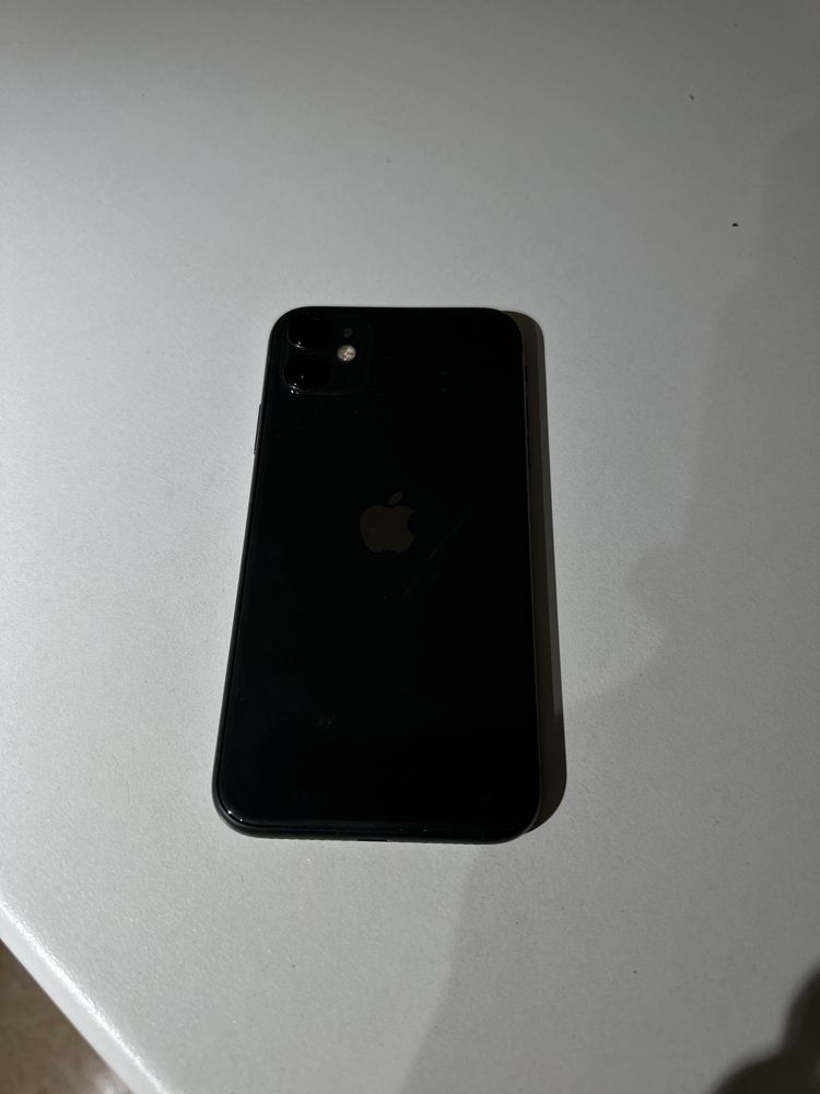 Iphone 11 телефон