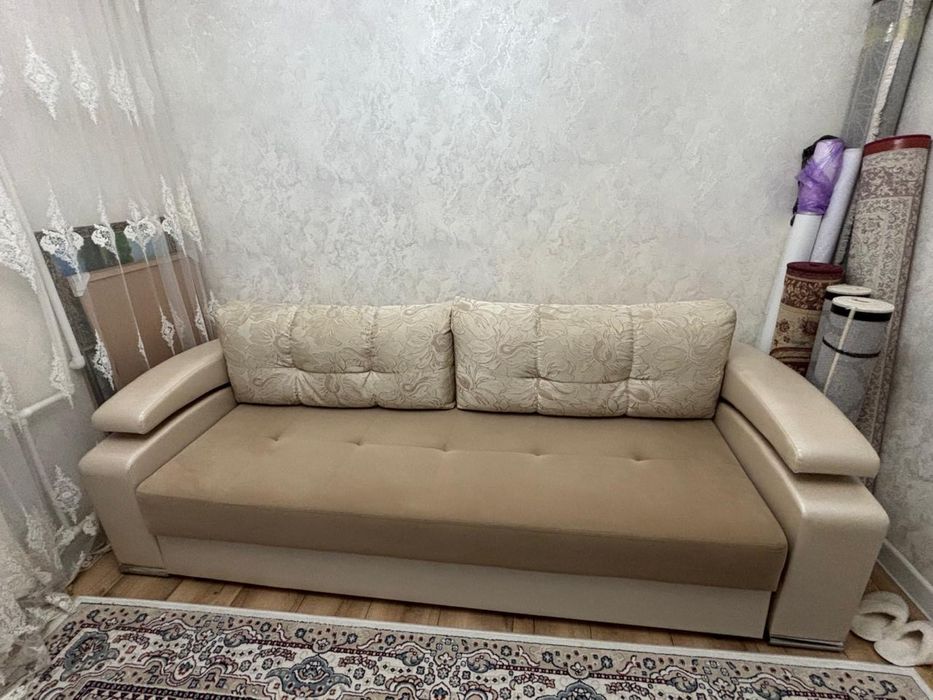Продам диван в отличном состоянии
