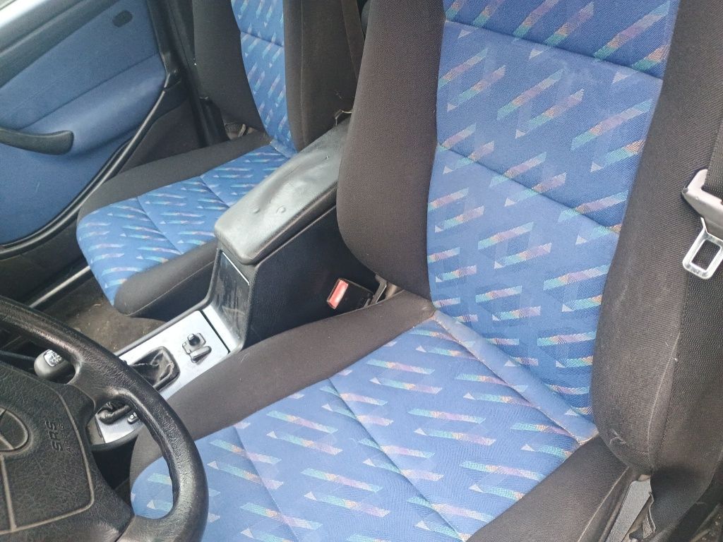 Мерцедес w202 на части c180 Mercedes