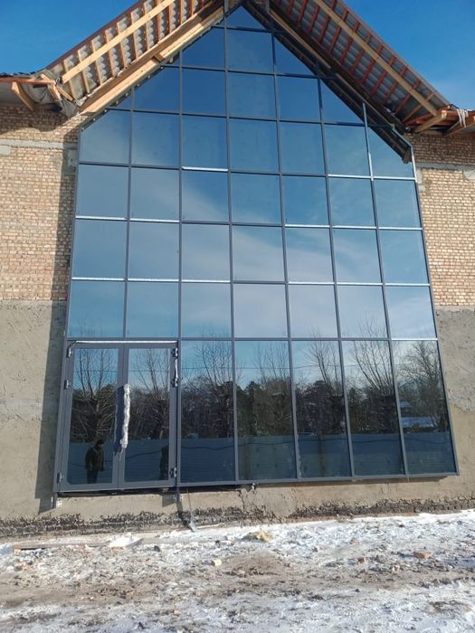 Алюминиевые витражи, окна, перегородки, двери