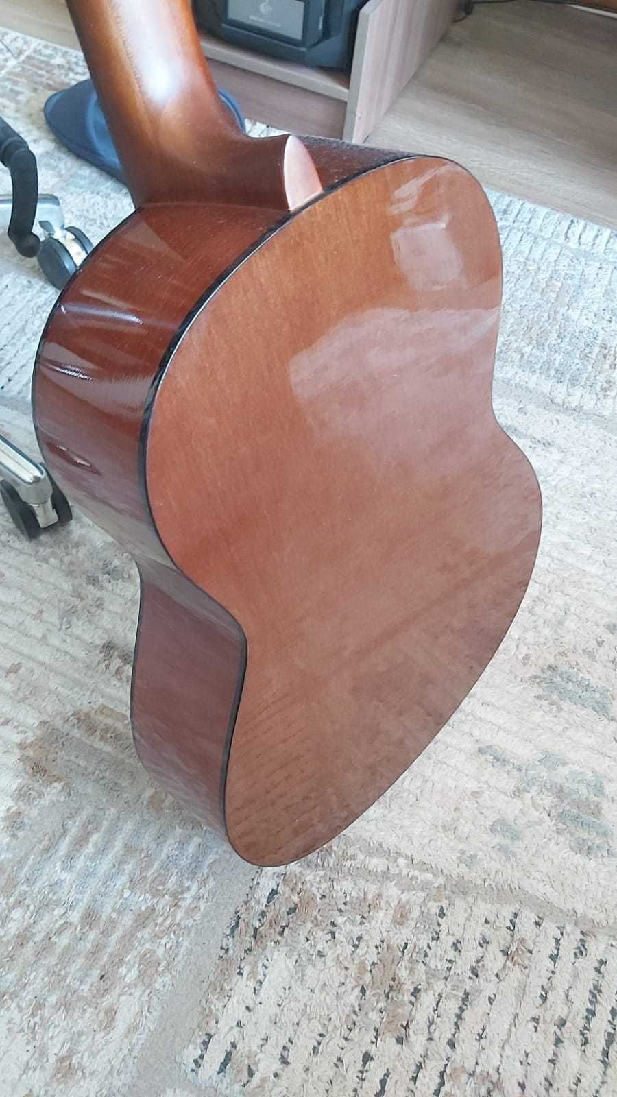 Гитара Yamaha C70
