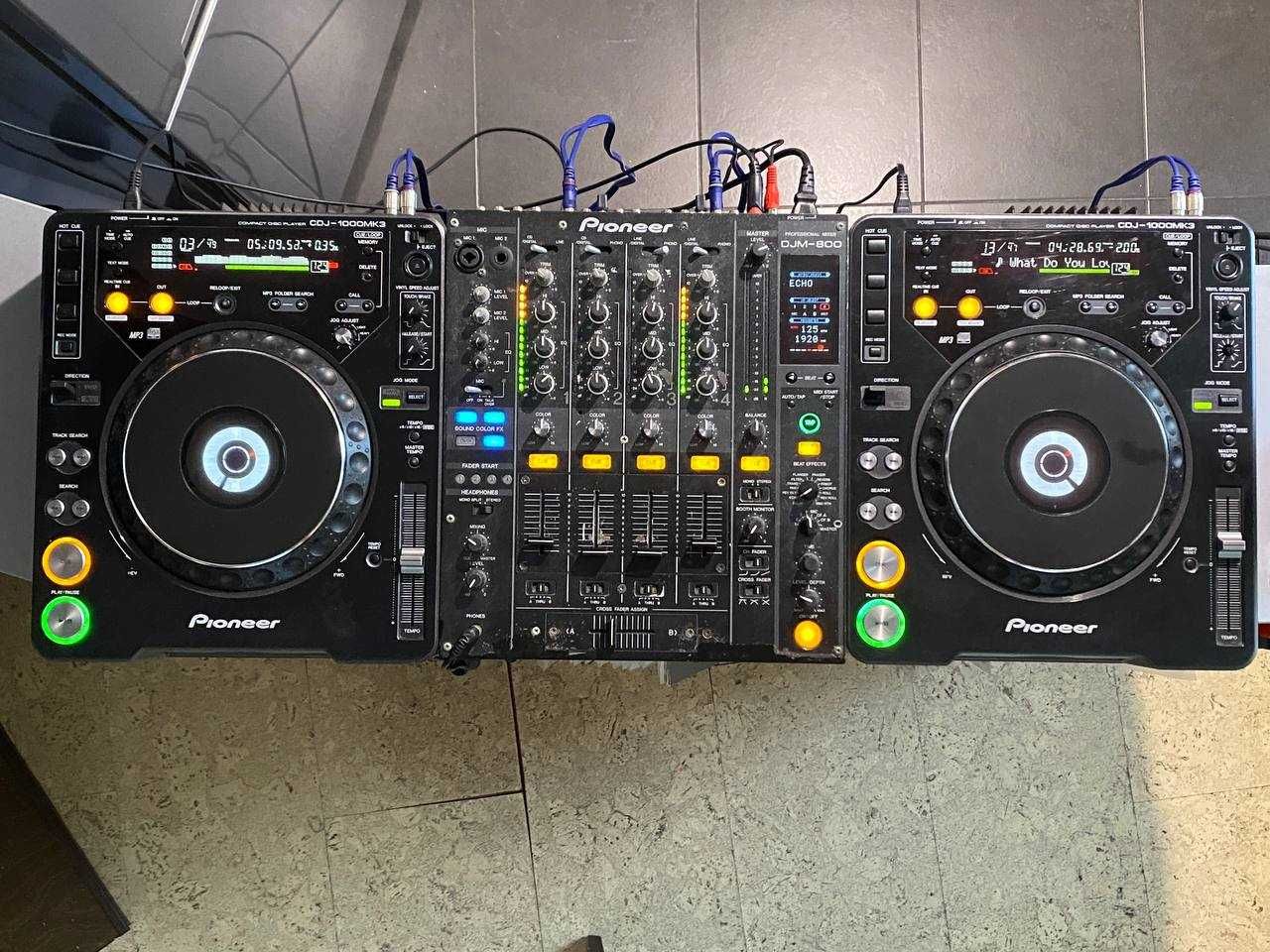 2бр. Pioneer CDJ 1000 MK3 + Пулт Pioneer DJM 800 DJ Оборудване