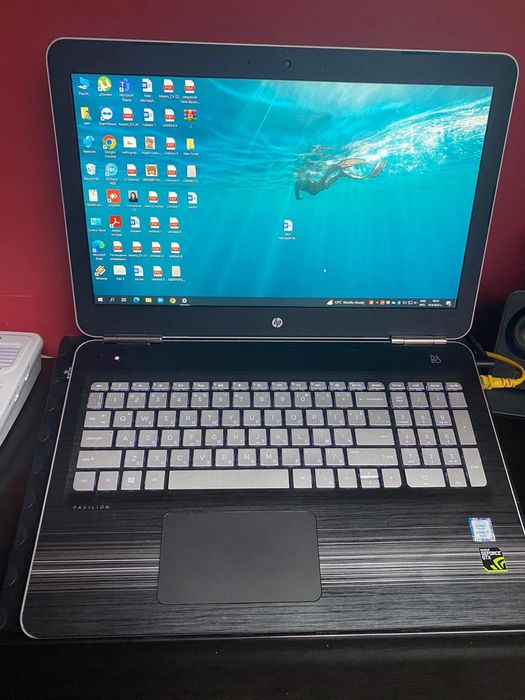 HP Pavilion 17 Notebook PC, 8 ram, intel core i7, GEFORCE GTX