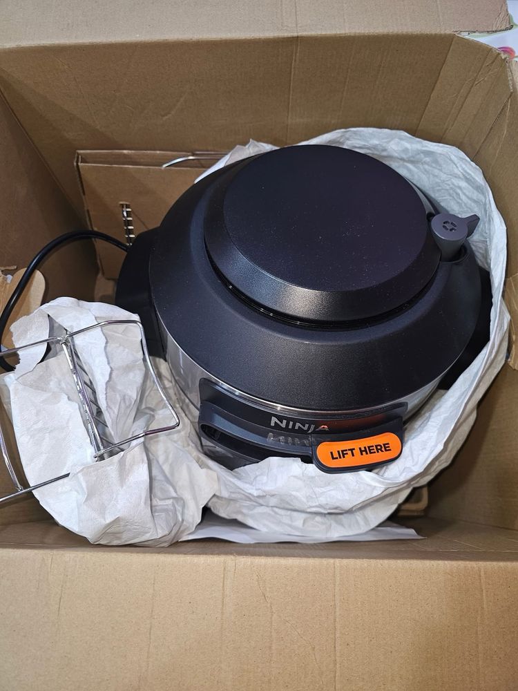 Ninja Foodi 11-in-1 SmartLid Multi-Cooker 6 litre