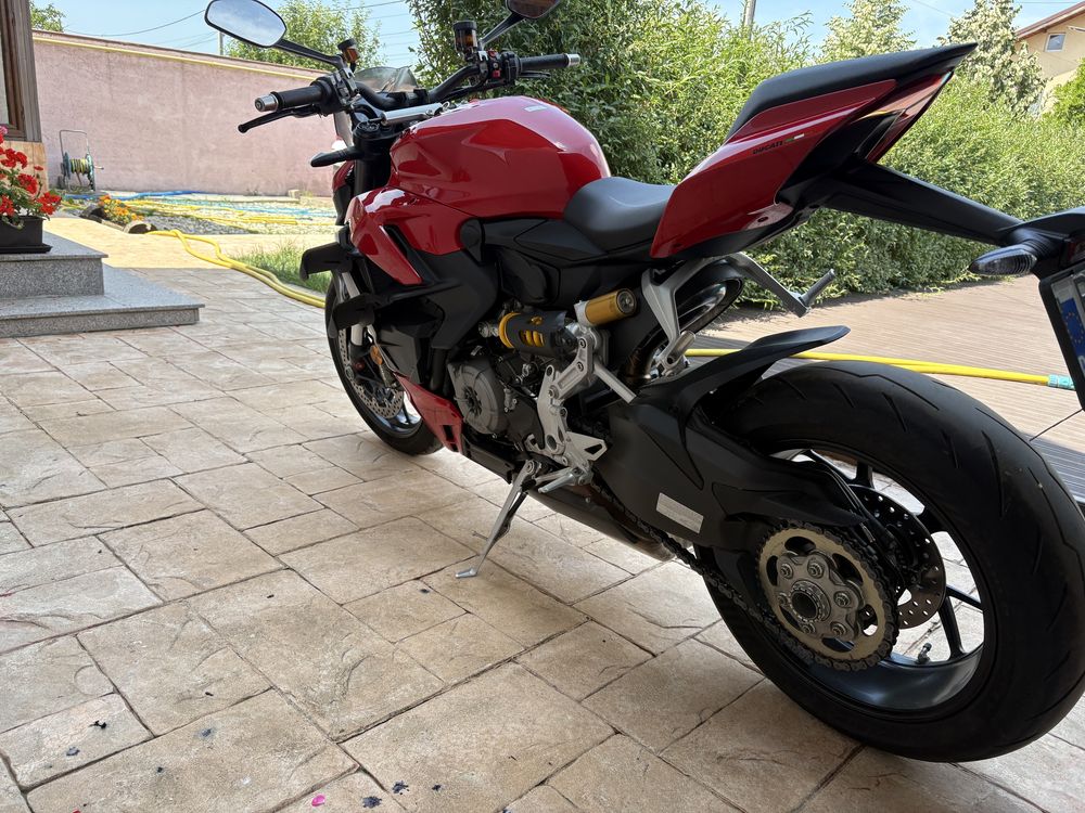 Ducati Streetfighter V2, 2022 6000 km