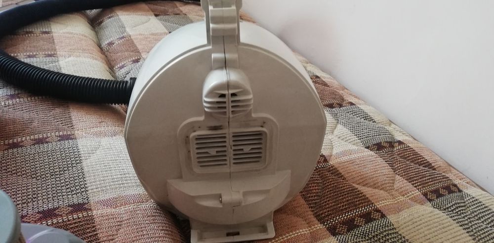 Прахосмукачка Panasonic MC-E600, 1500W