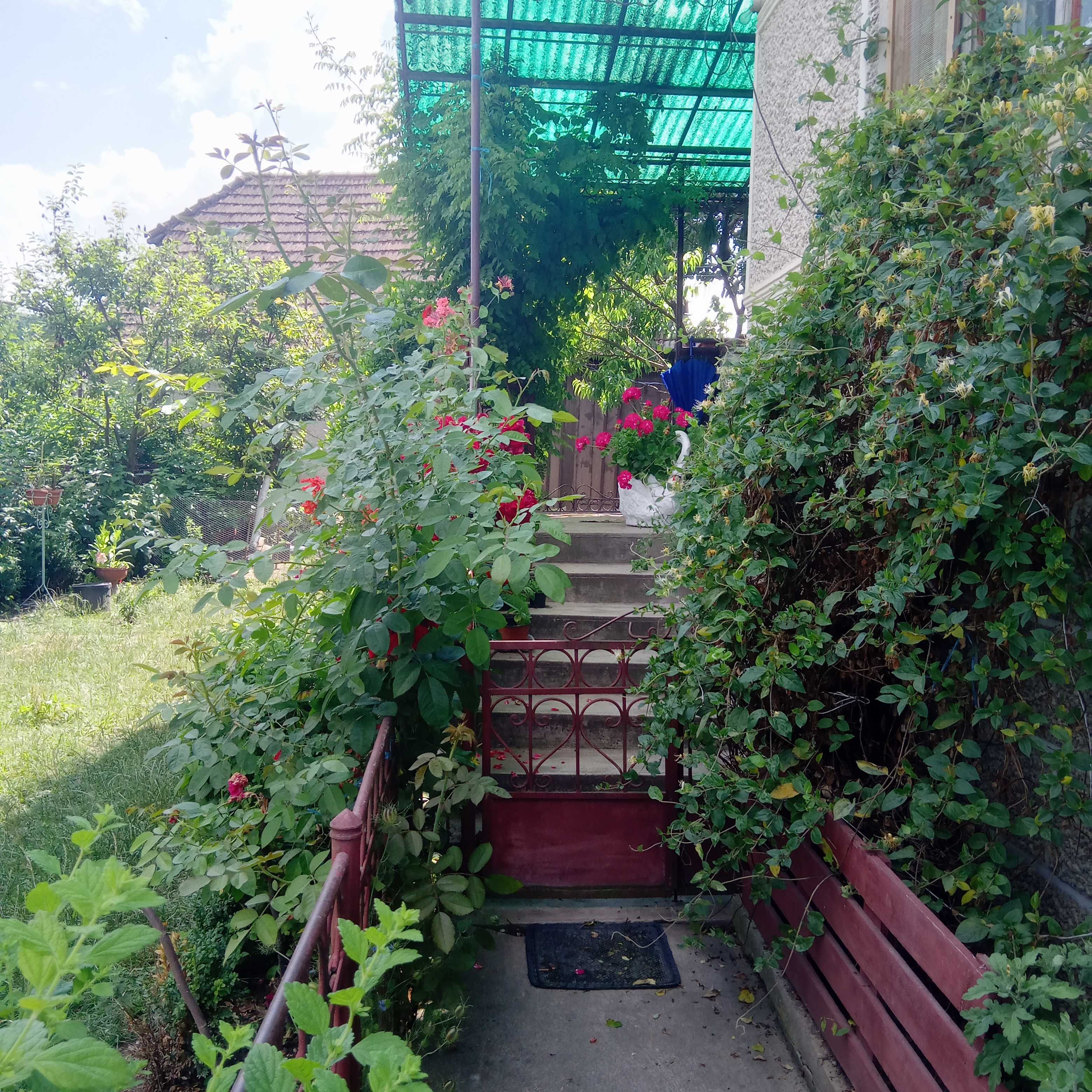 Vindem casa cu gradina  la doar 75 km de Cluj