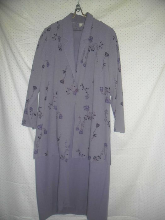 продам костюм размер 50-52