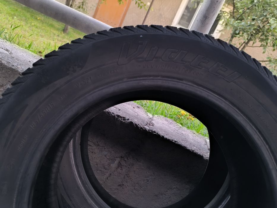 Зимние шины 185/65/R15