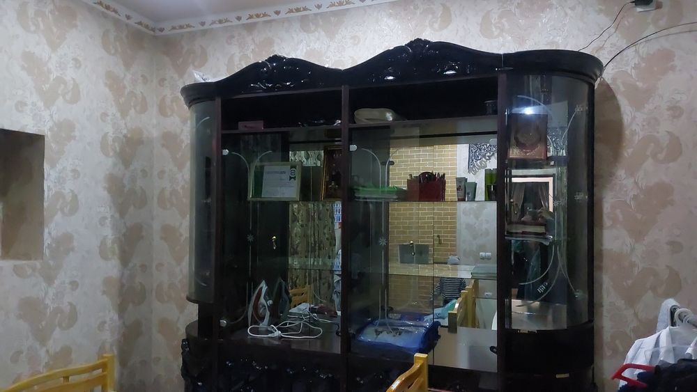 Mebel stenka karechniviy