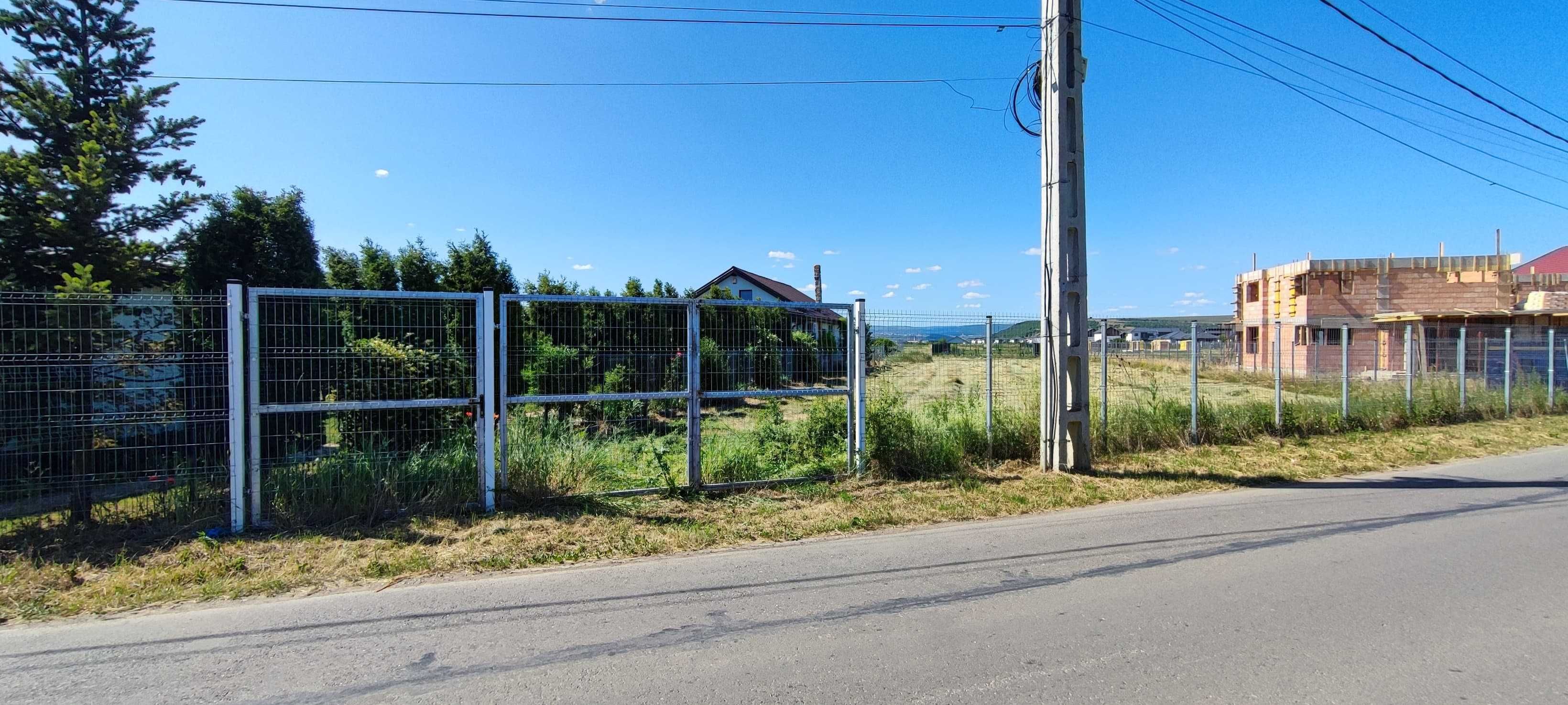 Teren intravilan – 1500 m² – JUCU DE MIJLOC
