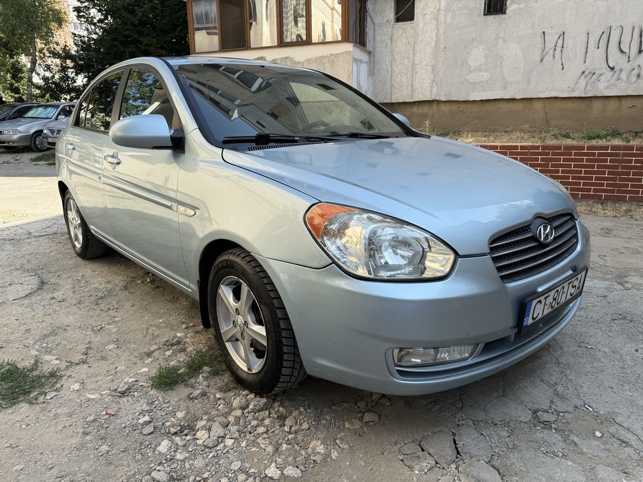 Hyundai accent benzina stare excelenta