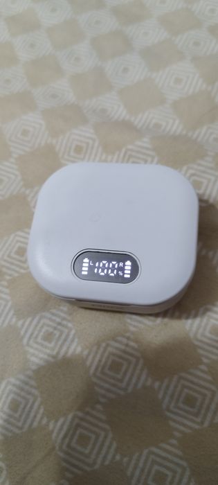 Oferta casti streambods dots