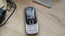 Nokia 2330 cutie, incarcator