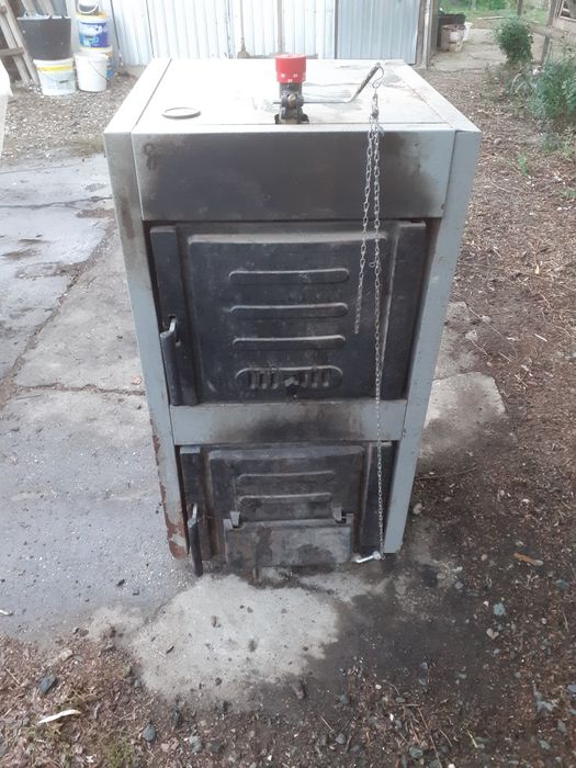 Centrala pe lemne