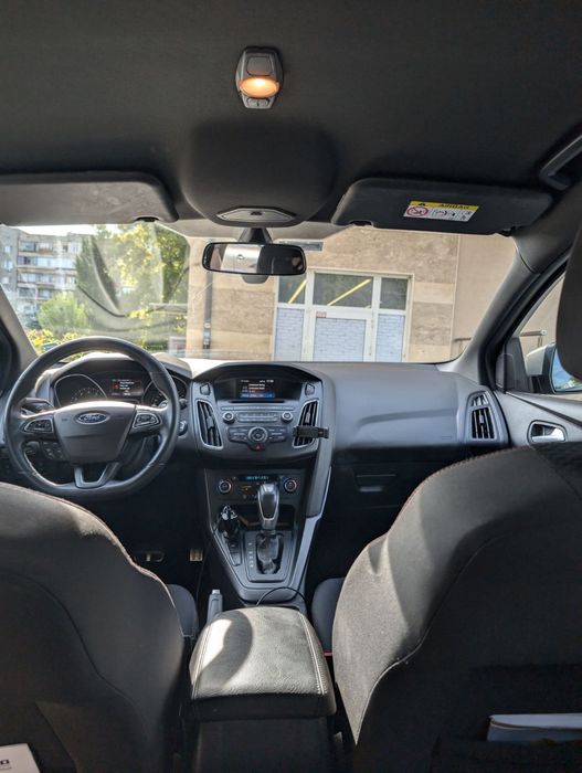 Ford Focus ST-line