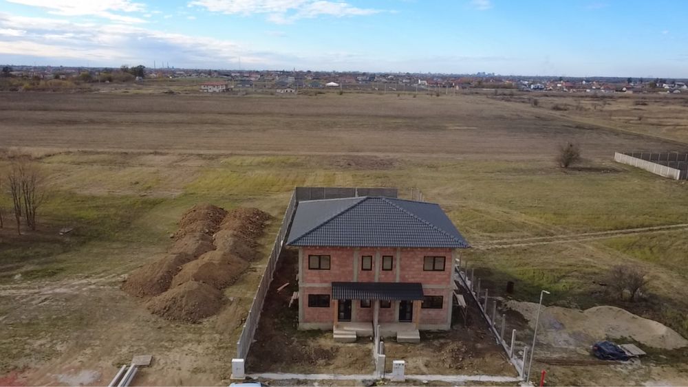 Vand duplex/ casa in Mosnita Noua in suprafata de 87 mp + 17 mp terasa