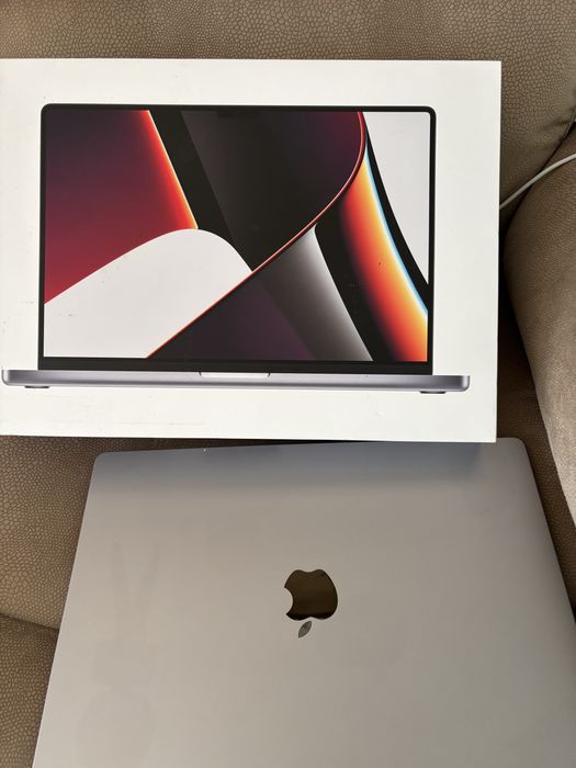 MacBook M1 Pro 16 Inch 32 GB RAM 1 TB SSD
