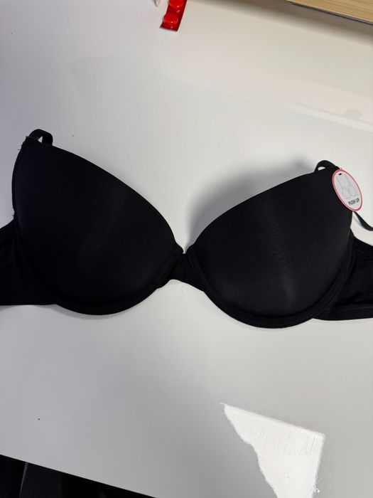 Черни сутиени - два броя - 70C и 75B
