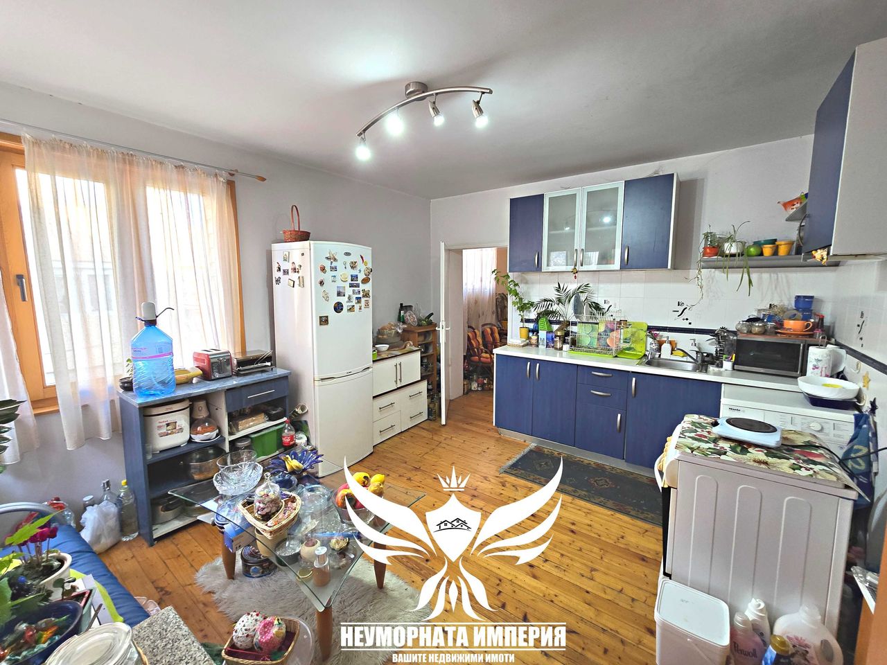 Продава се Къща в Асеновград - 364 кв.м за 68 €/кв.м - Снимка #7