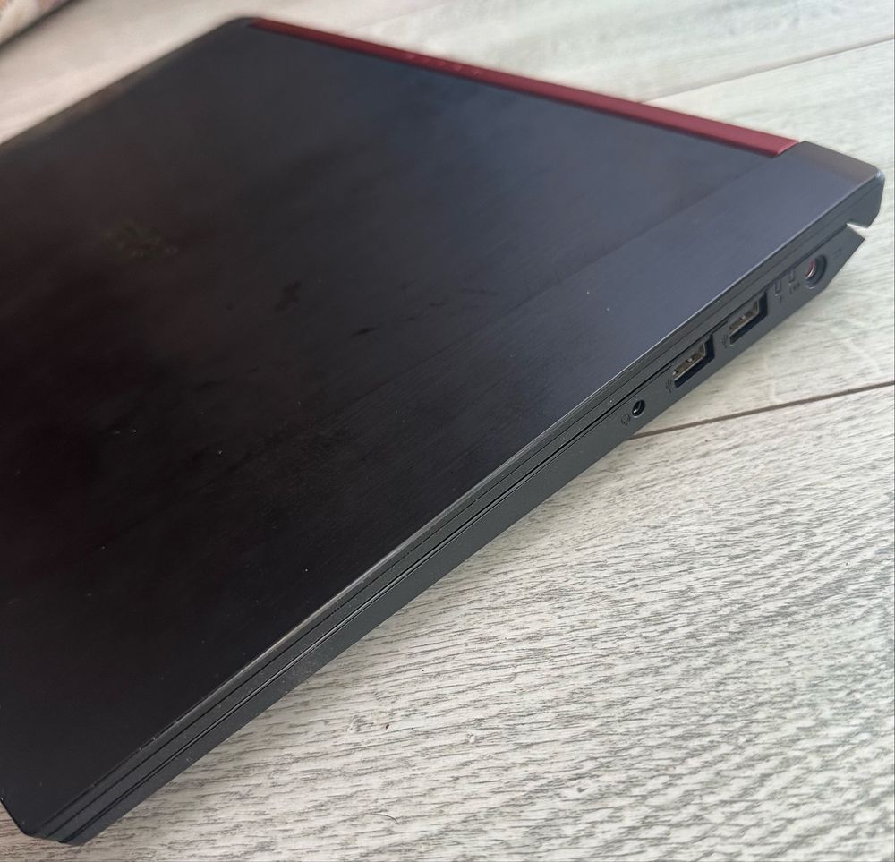Ofertă Bombă! Gaming Acer Nitro 5! i7, 16GB, GTX 1050! Putere Maximă!!