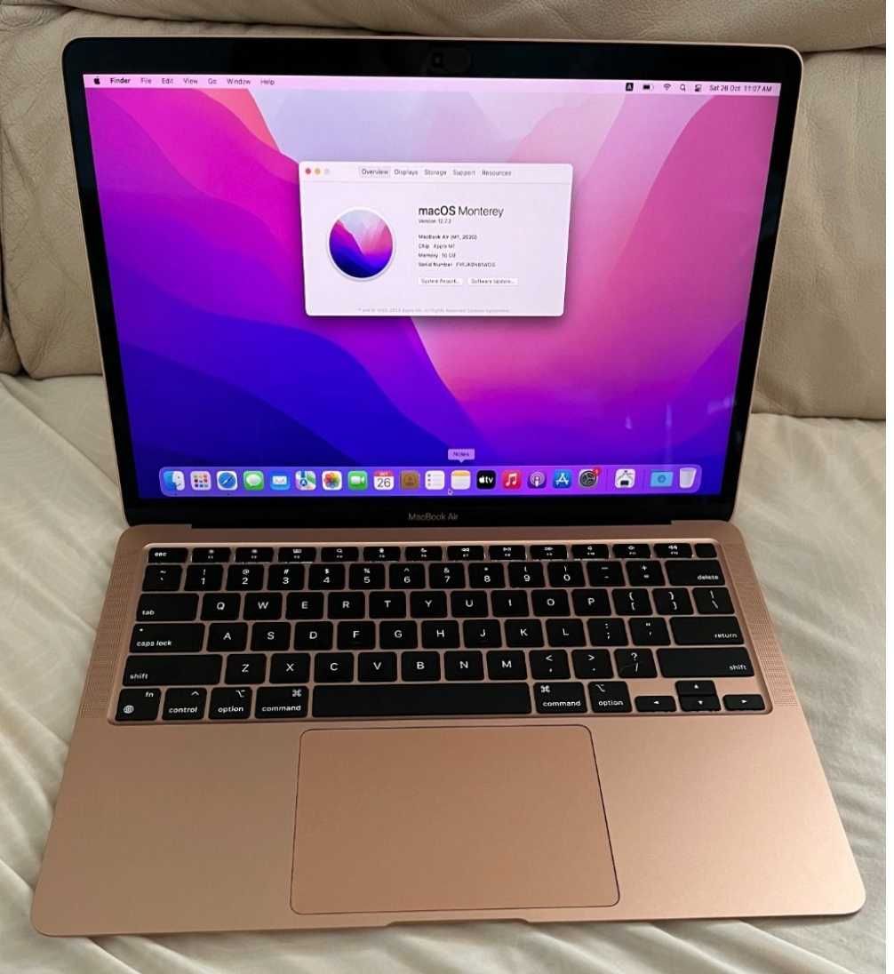 Лаптоп Macbook Air M1, цвят: Gold