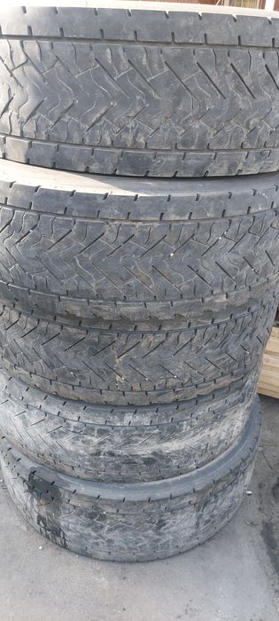 Vînd 4 anvelope 315 7022.5