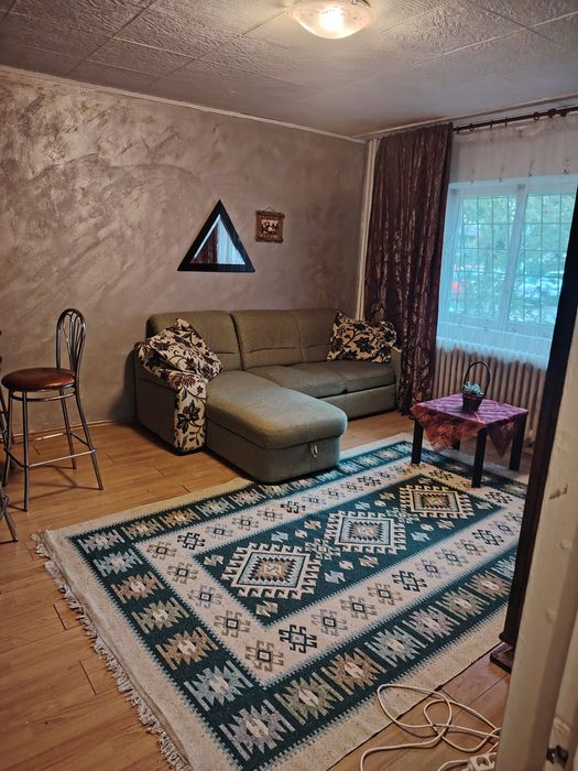 Brâncoveanu metrou,42 de mp,parter,1600 de lei