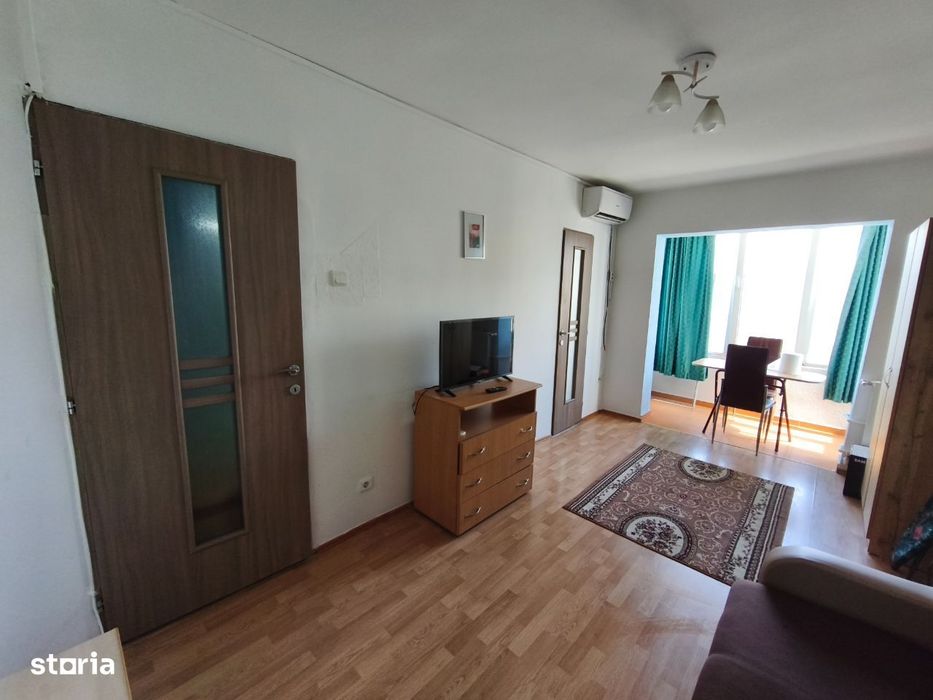 Garsonieră de închiriat în Constanța, zona Trocadero
