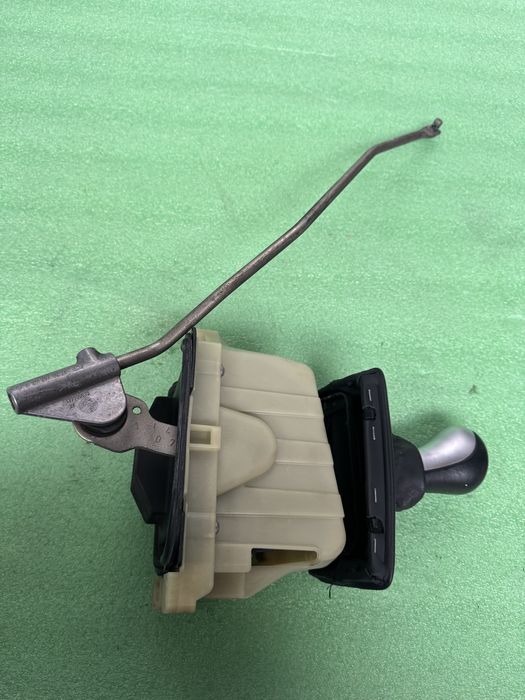 Timonerie cutie automata A2042674724 Mercedes-Benz E-Class