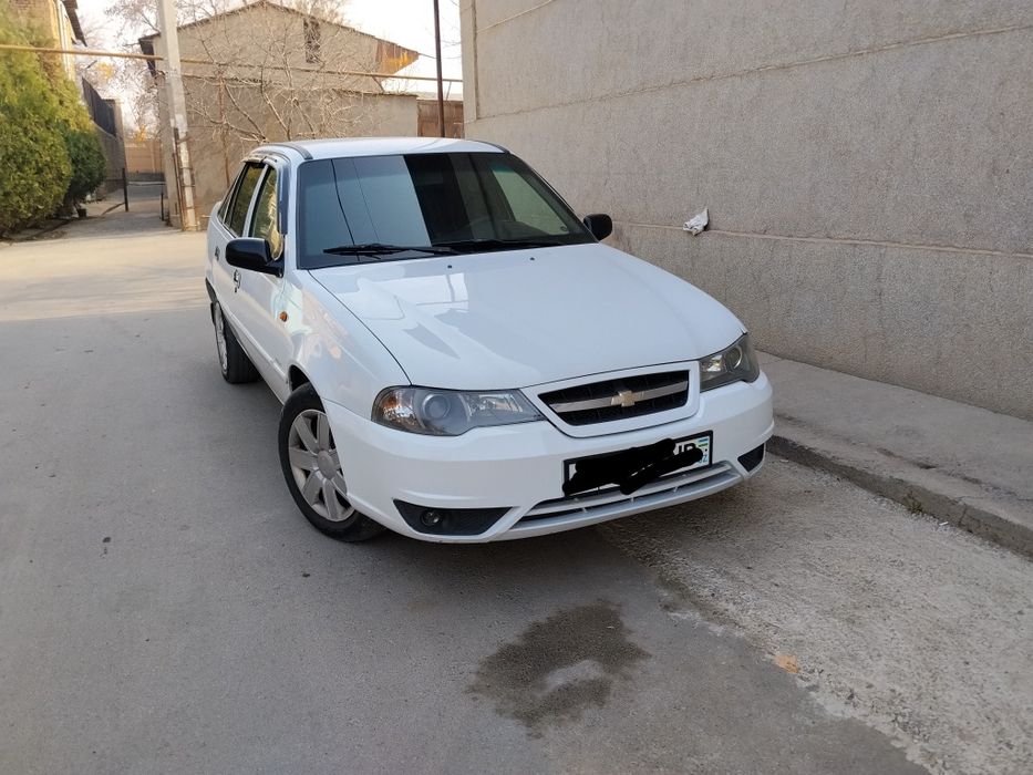 2010 сонс нексия сотилади