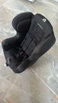 Столче за кола Bebe Confort (9-18кг) ISEOS IsoFix Total Black