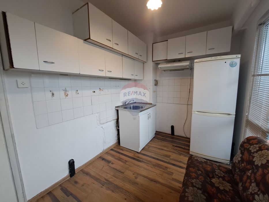 Дава се под наем Двустаен апартамент в Варна, Левски - 60 кв.м за 331.5 € - Снимка #4