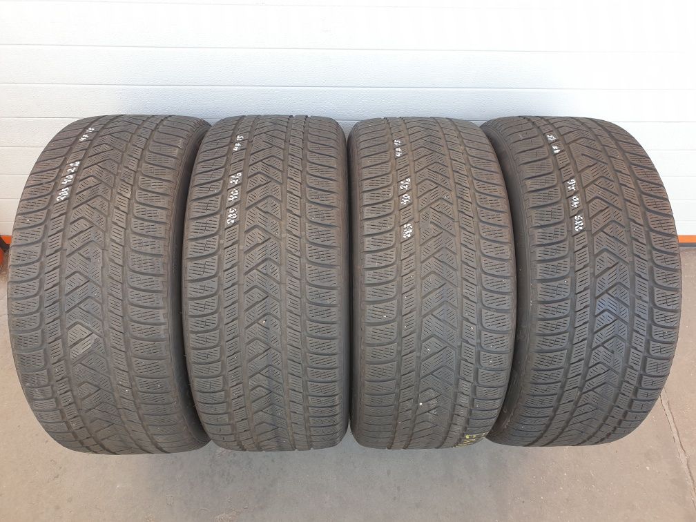 Зимни гуми за Джип 4 броя PIRELLI Scorpion Winter 285 40 R21 дот 4615