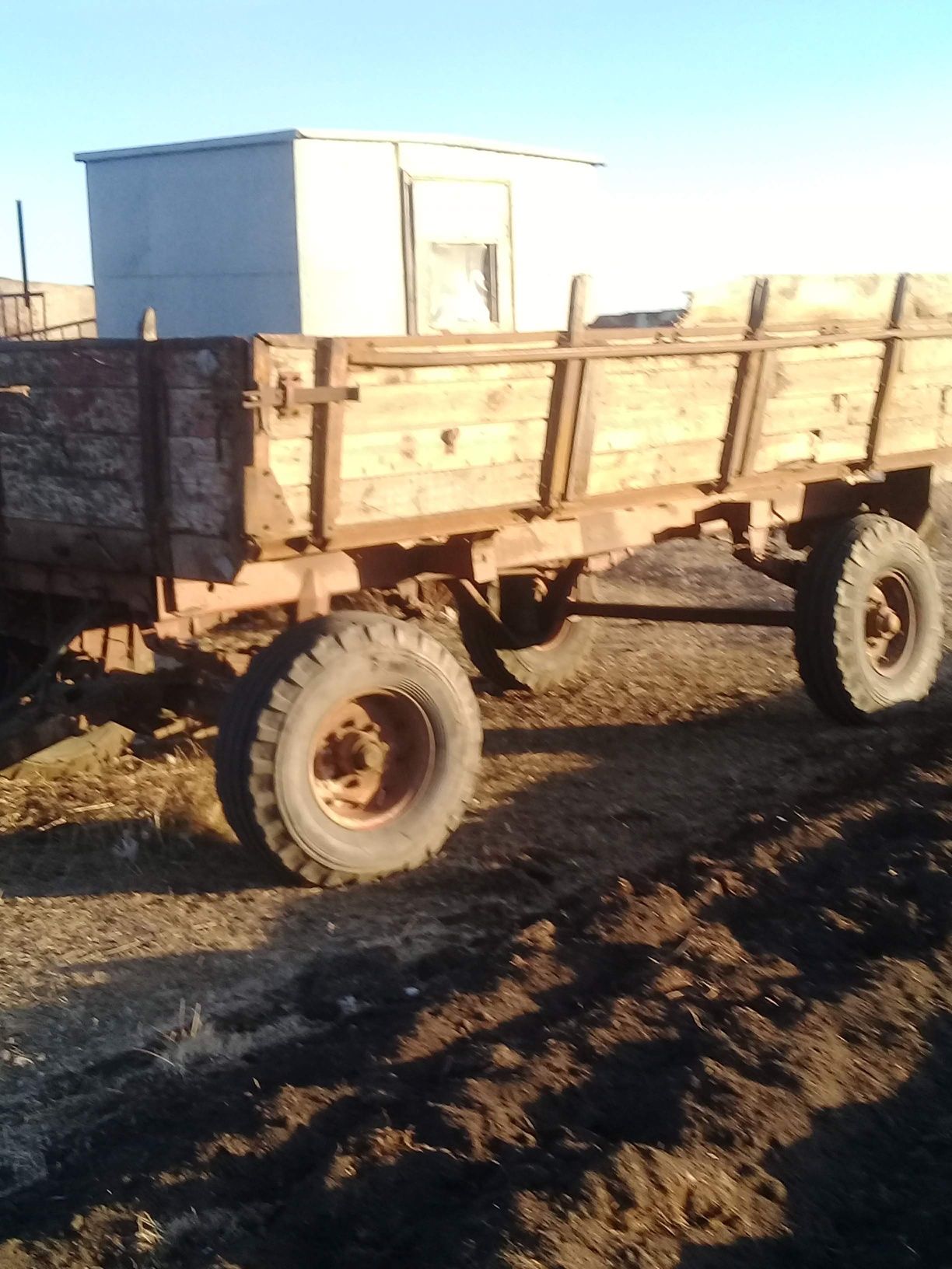 Продам тележку с документами