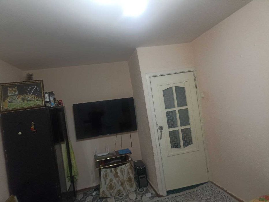 Продаётся 2х комн квартира на 4 этаже Ор-р Гуливер