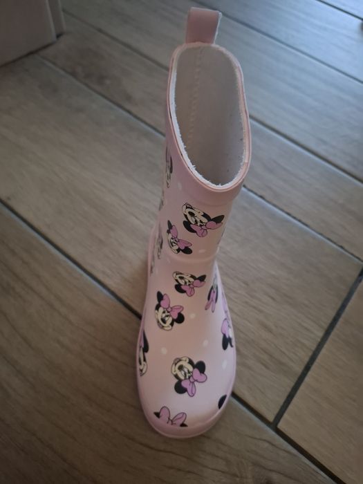 Cisme cauciucate fetita