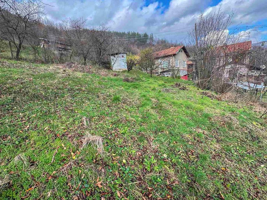 Продава се Парцел в с. Свидня, Област София-област - 400 кв.м за 27 €/кв.м - Снимка #5