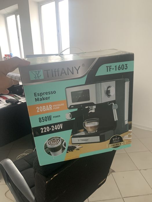 Продам Кофемашину