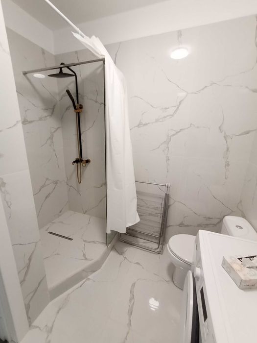 Inchiriez apartament 2 camere termen lung