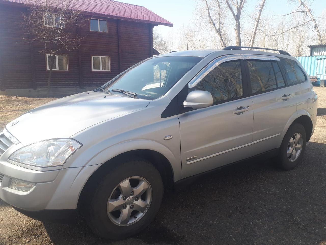 Продам  срочно автомобиль ssangYong, Kuron, aвтомобиль2009г/в,