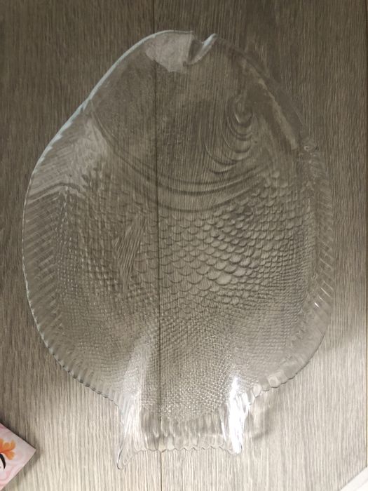 Продаю тарелку marine